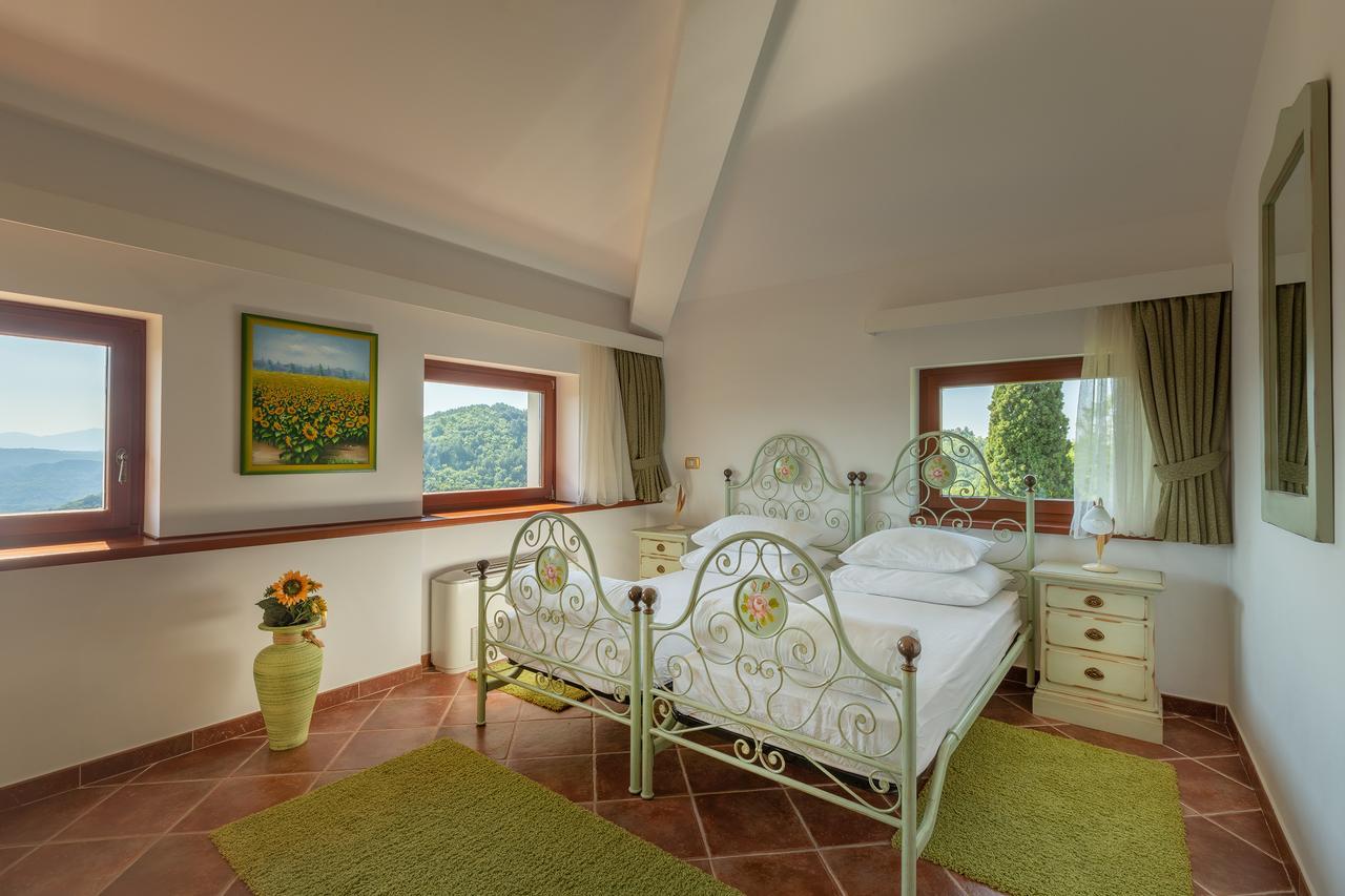 B&B Palazzo Angelica Adults Only Oprtalj Exterior photo